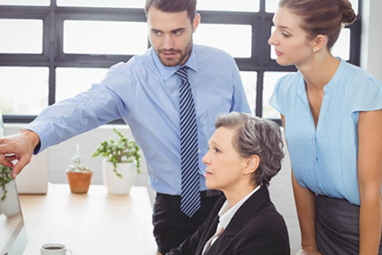 临近还款日，是否该提醒催款？